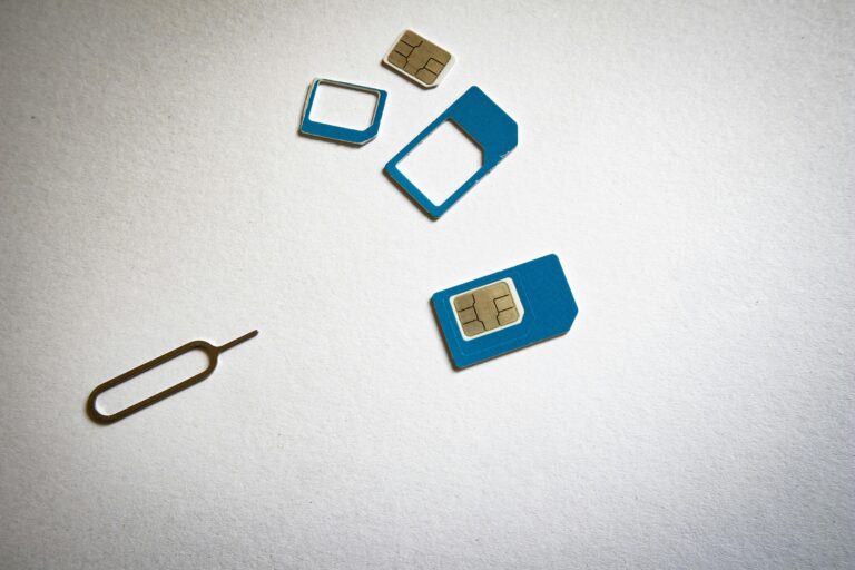 eSIM o SIM físico